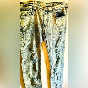 Men’s acid blue wash jeans - USA brand Label - size 36